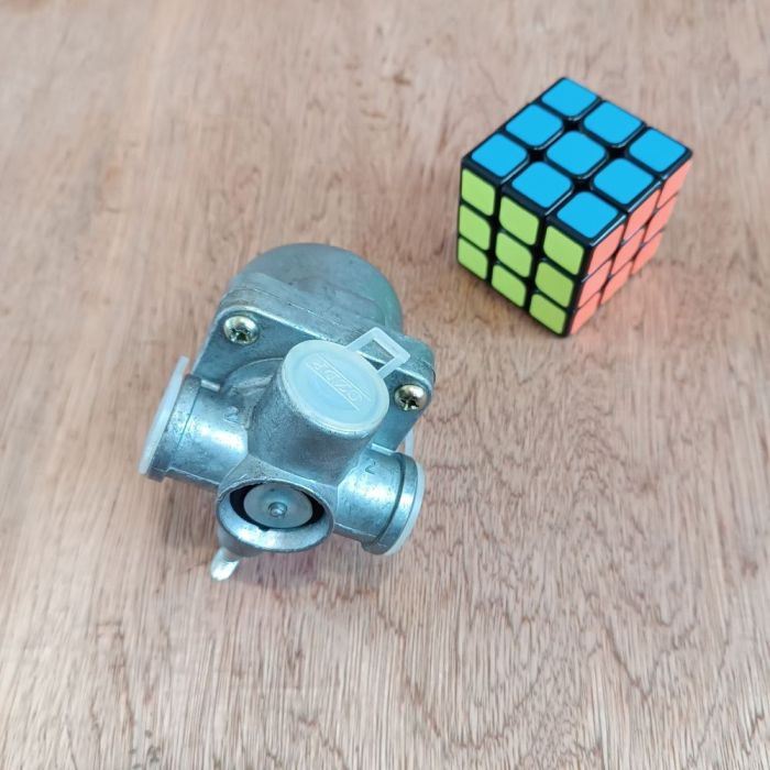 Клапан обмеження тиску у зборі КАМАЗ