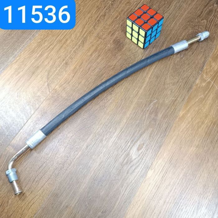 Шланг нагнітальний гідропідсилювача керма Двигун. 560 Steyr «Штаєр» L≈520мм