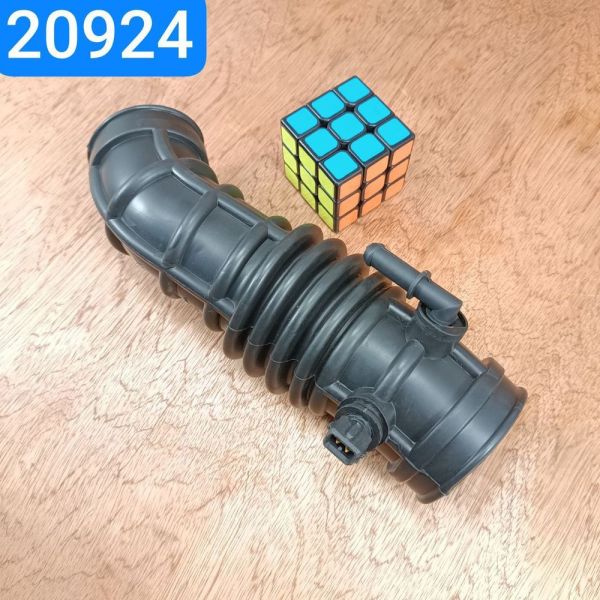 Патрубок повітряного фільтра Chevrolet Aveo 1.6 з датчиком EPDM