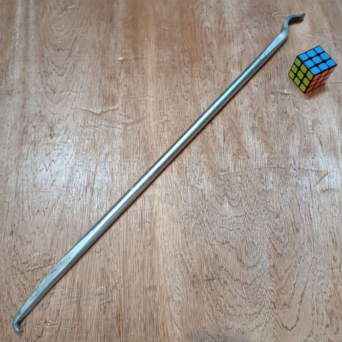 Лопатка монтажна КАМАЗ МАЗ КРАЗ УРАЛ L≈830мм гострокінцева цинк (Україна)