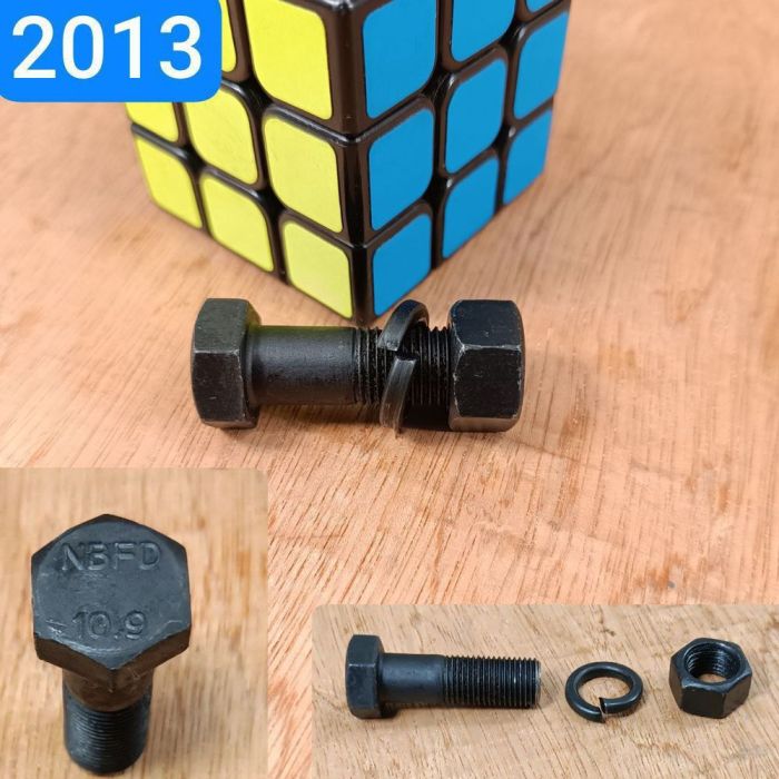 Болт М12х1,25х38 S19 ГАЗ 53 МАЗ карданний вал у зборі гайка, гровер (міцн. 10.9)