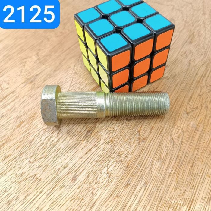 Болт маточини колеса заднього КАМАЗ 4308 М20х1, 5х85 4308-3103071, ЛіАЗ 5256-3103008 з накаткою