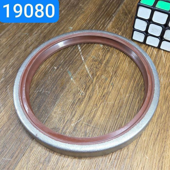 Сальник 130х154x1