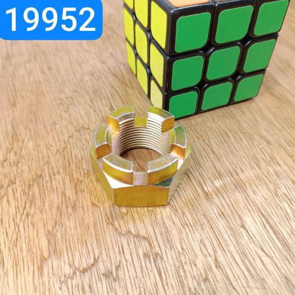 Гайка М24х1,5 ГАЗ 53 3307 3309 Е2 33104 ГАЗон NEXT  кулак поворотний корончаста