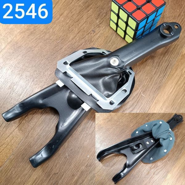 Вилка зчеплення ГАЗ 66 3307 з чохлом у зборі 52-1601201, 51-1601200