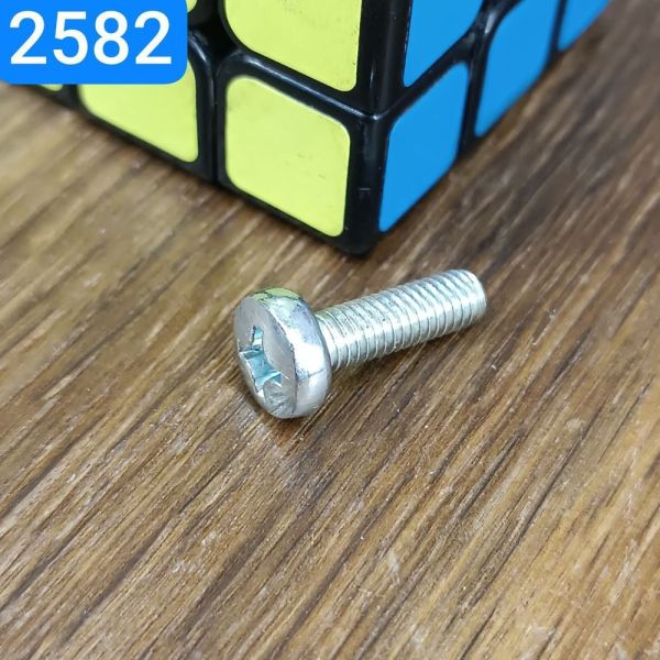 Гвинт М6х1,0 h20 хрест КАМАЗ ГАЗ 221607-П29 МАЗ 220107 УРАЛ 233067-П29 ГАЗ 3309 Е39410