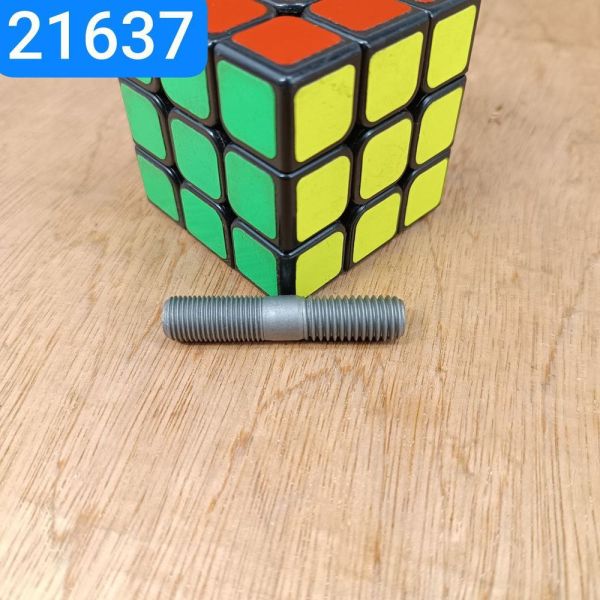 Шпилька М10х1, 0х28 ЗМЗ 406 колектор, ГАЗ 66 216259-П8, ЯМЗ 216258-П29 Ст40Cr тефлон