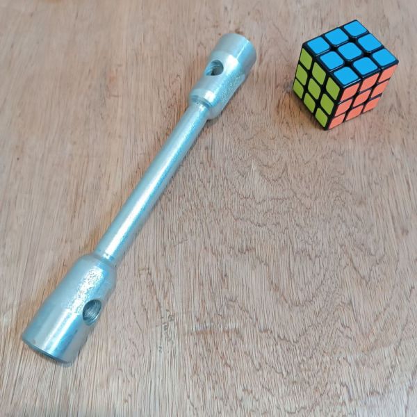 Ключ для гайок коліс 24х27 L≈300мм ГАЗ 3302, КАМАЗ 864549, МТЗ ІТ-147 ІТ-145 оцинкований (Україна)