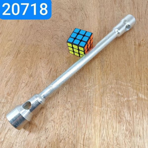 Ключ 24х38 для гайок коліс L≈450мм КАМАЗ 4310 ключ торцевий гайок коліс S=24х38 (Україна)