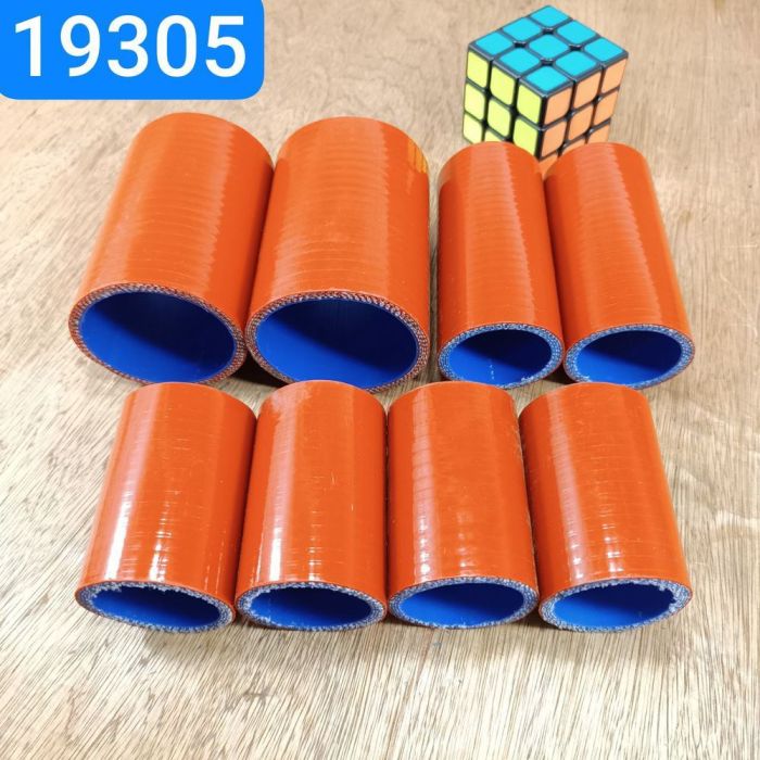 Патрубок радіатора Т150 водяне охолодження кт 8шт 125.13.256А, 60-23113.02, 150.13.114А силікон MVQ