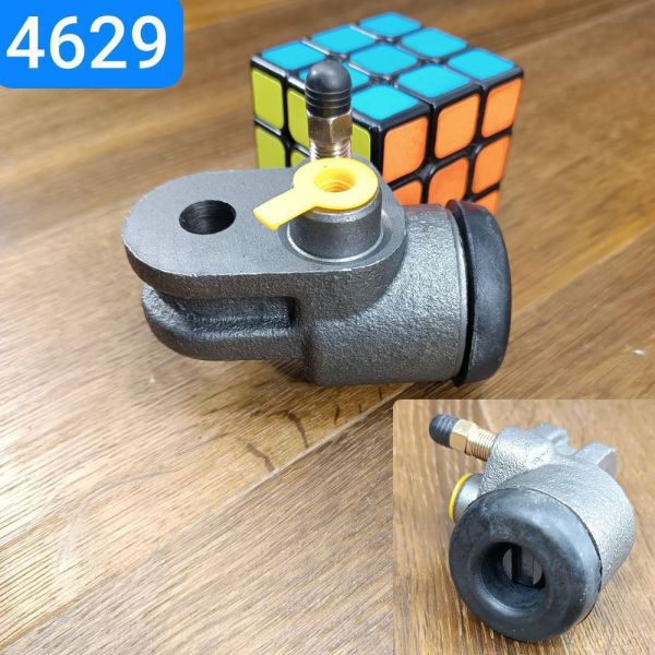 Циліндр гальмівний робочий передній ГАЗ 2410 УАЗ лівий 469-3501041-01