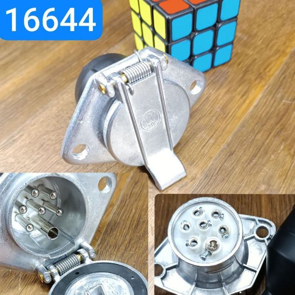 Розетка штепсельна причепа вбудована ЄВРО КРАЗ МАЗ Нефаз УРАЛ 24V 7pin корпус AL, контакт Zn