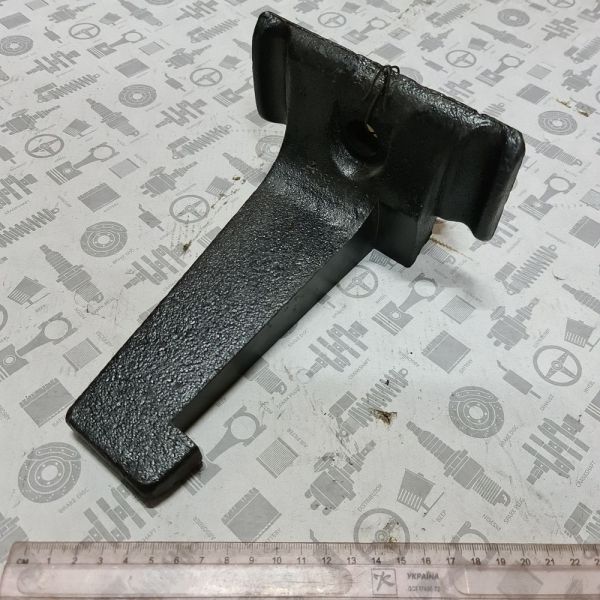 Накладка передньої ресори ліва ГАЗ 33081
