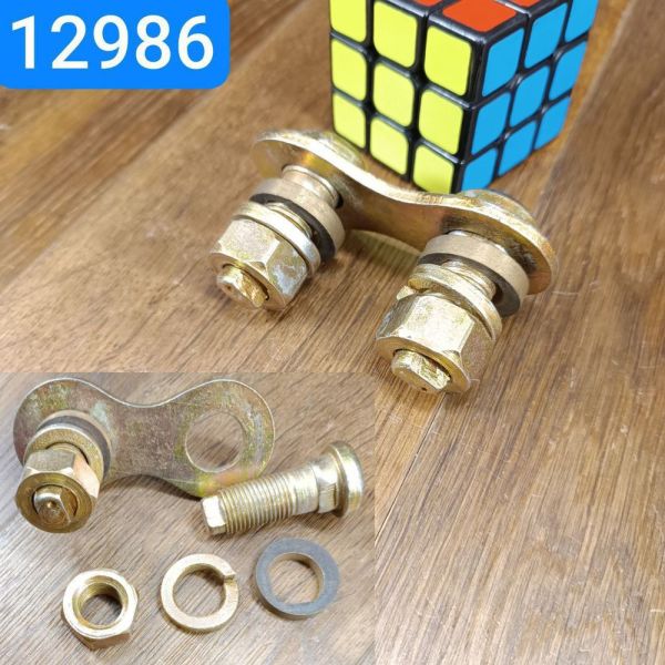 Палець опорний колодок ГАЗ 53 перед. ГАЗ 66 задн. ексцентрик 51-3501028, гайка, гровер, пластина