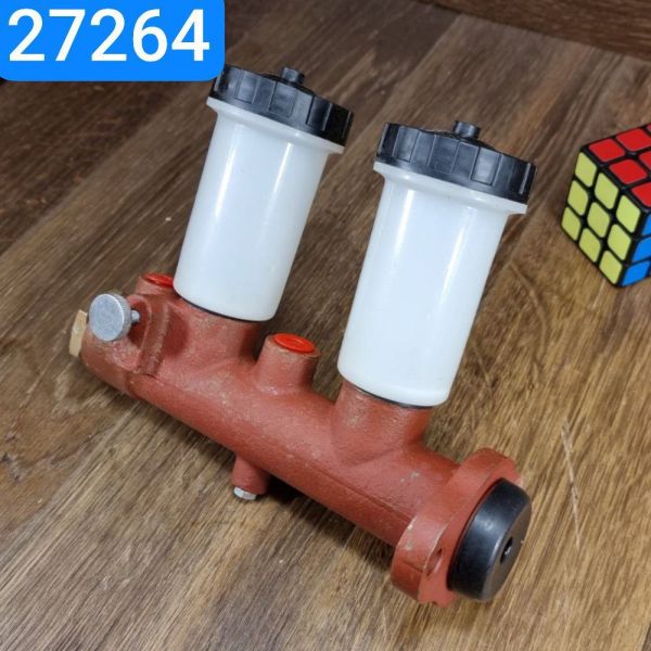 Циліндр гальмівний головний УАЗ 2206 31512 3303 3741 3909 у зборі з бачками без сигналізатора