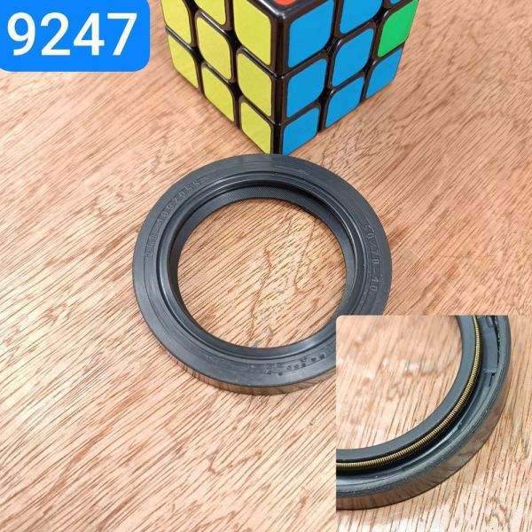 Сальник 50х70х10 ММЗ 245.7E2 245.7E3 коленвал прав. латунь пруж. фторкаучукFPM +230°C