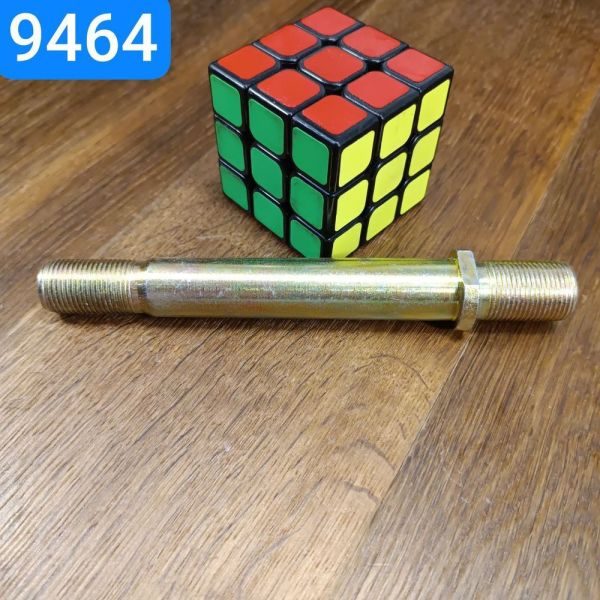 Шпилька колеса КРАЗ задня права М20х1.5/18х1.5 L=165мм