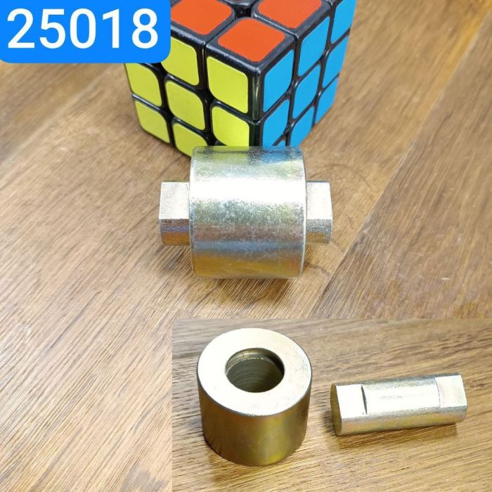 Ролик колодки гальмівної КАМАЗ 6520 у зборі з віссю колодки 6520-3501090-41 6520-3501090-40